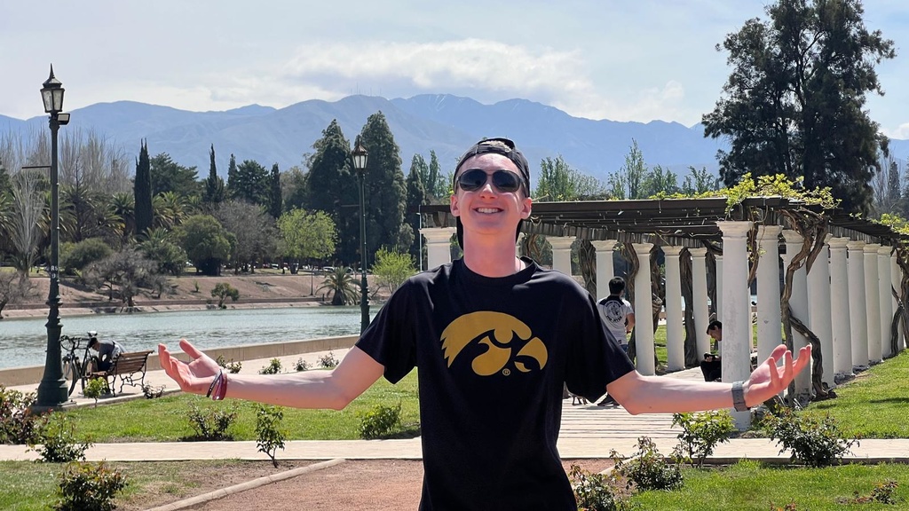 Sean Keene in Mendoza, Argentina